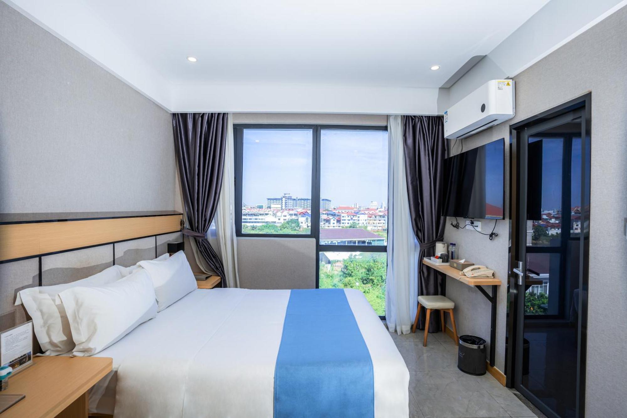 Ark Hotel Phnom Penh Exterior foto